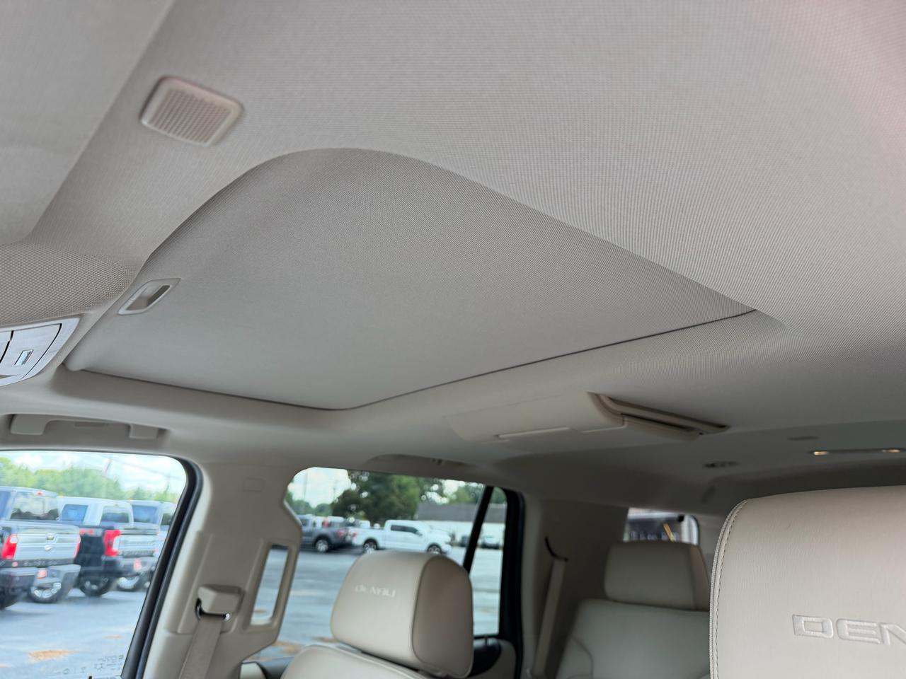 GMC Yukon 4WD 4dr Denali 2018