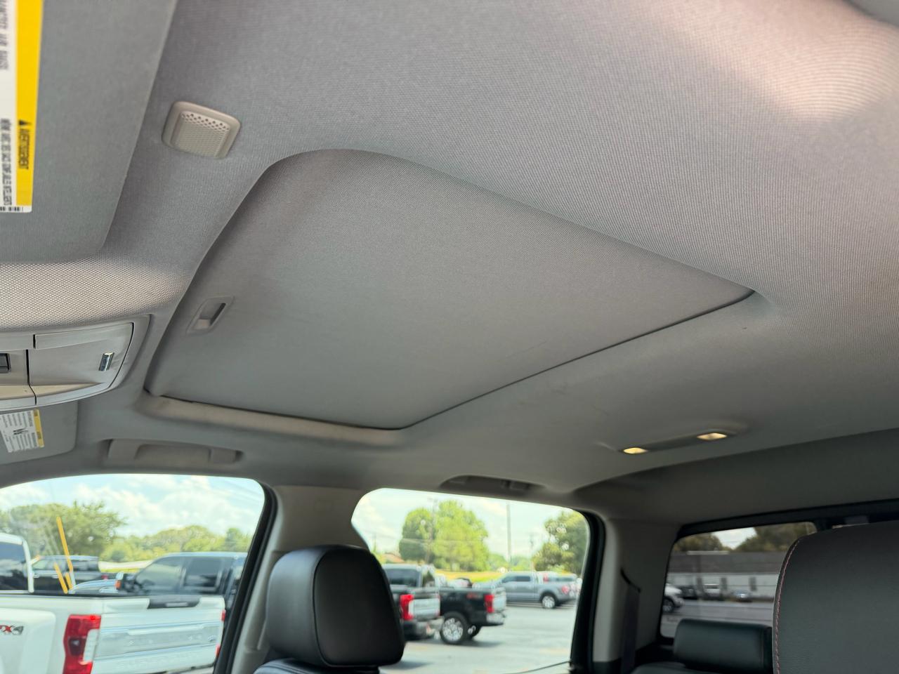 GMC Sierra 1500 4WD Crew Cab 143.5" SLT 2016