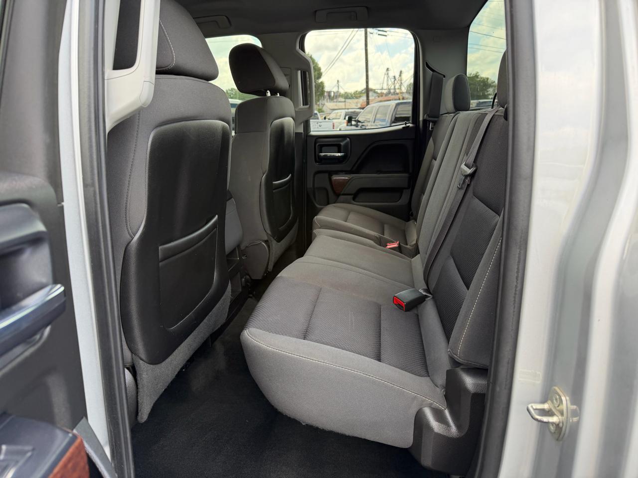 GMC Sierra 2500HD 4WD Double Cab 144.2" SLE 2015
