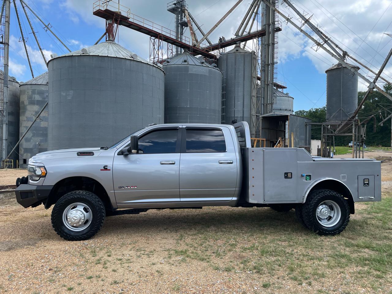 RAM 3500 Lone Star 4x4 Crew Cab 8' Box 2021