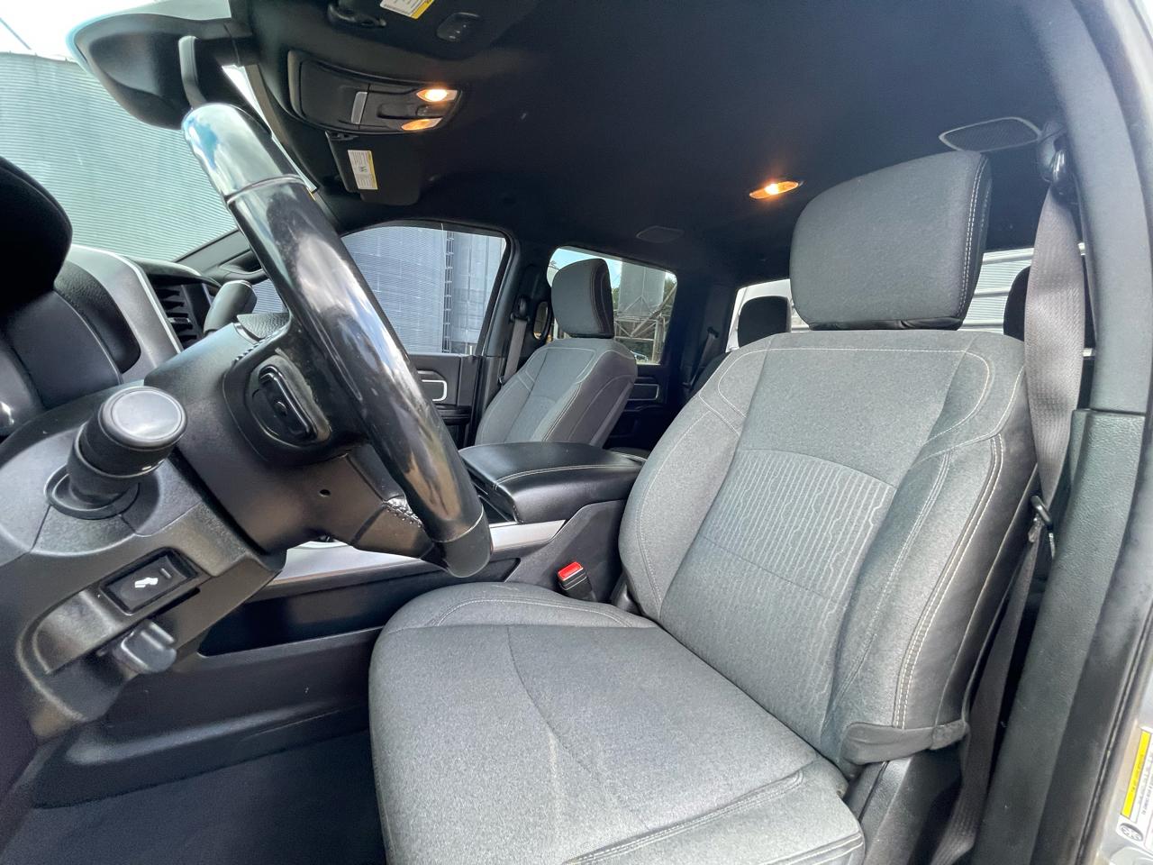 RAM 3500 Lone Star 4x4 Crew Cab 8' Box 2021