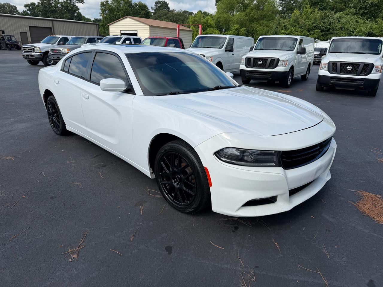 Dodge Charger 4dr Sdn SXT RWD 2015