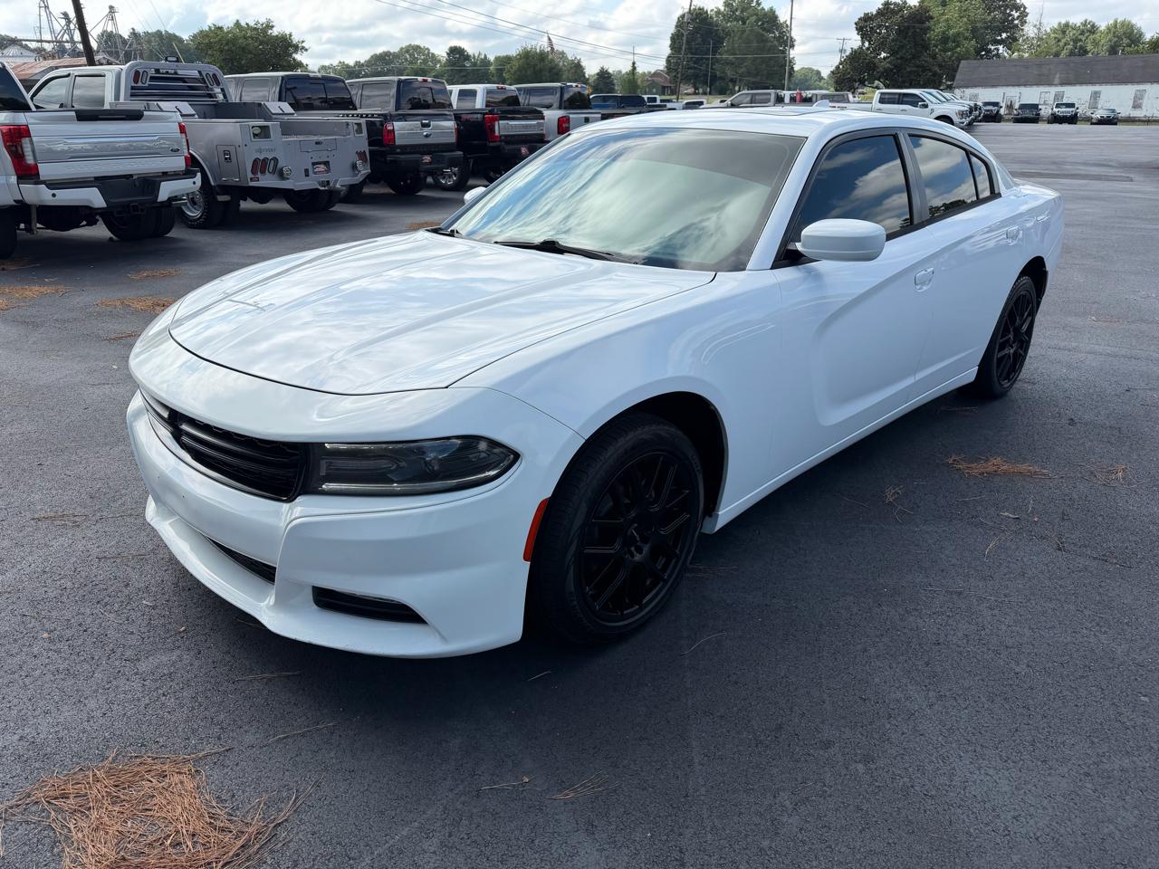 Dodge Charger 4dr Sdn SXT RWD 2015