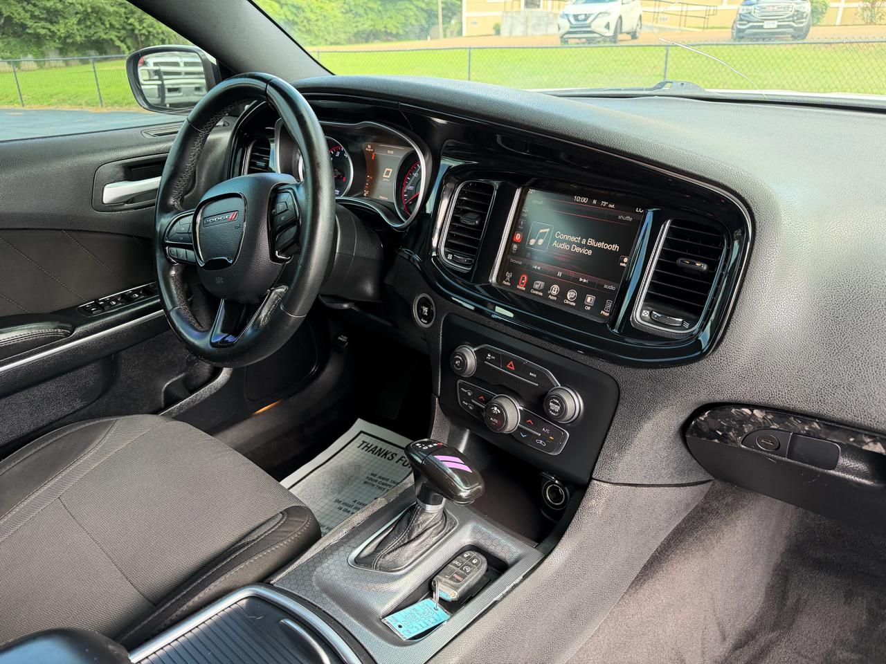 Dodge Charger 4dr Sdn SXT RWD 2015