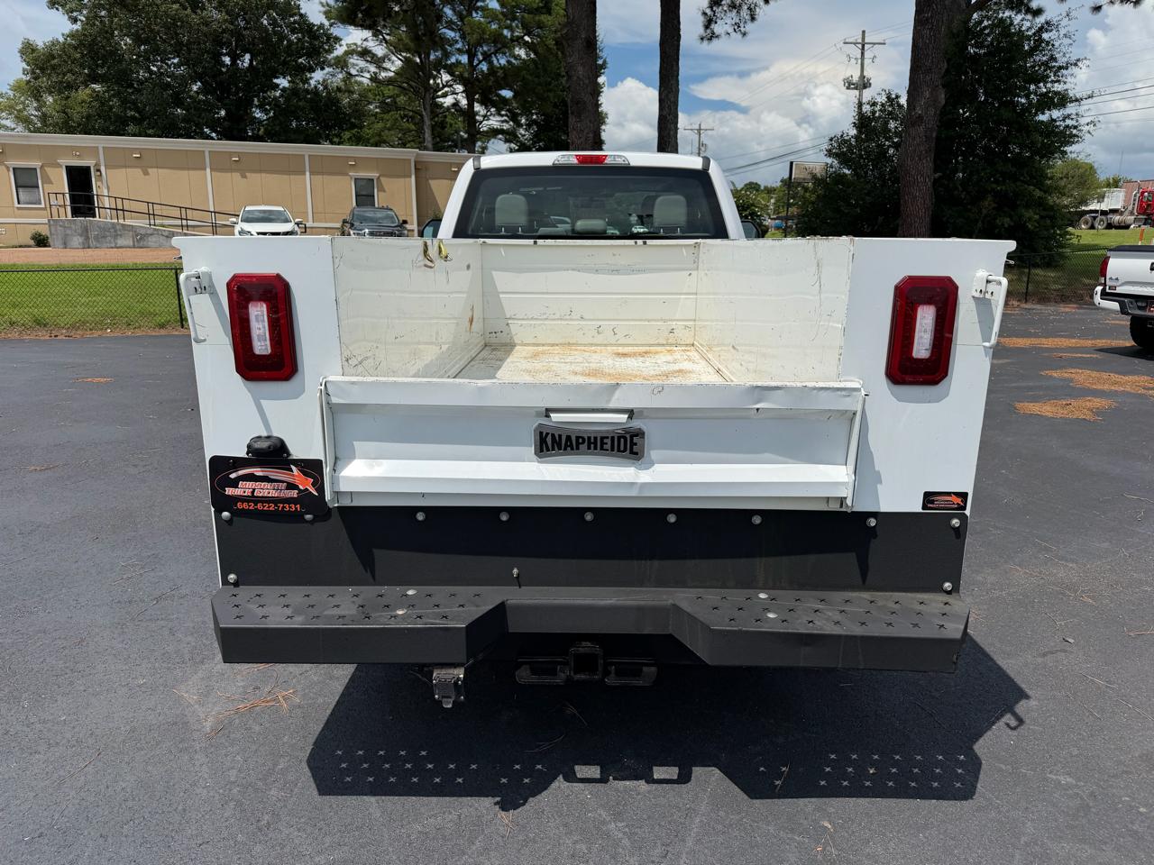 Ford Super Duty F-350 SRW XL 2WD SuperCab 168" WB 60" CA 2019