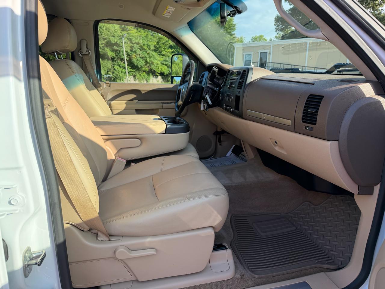 Chevrolet Silverado 2500HD 4WD Crew Cab 153.7" LT 2014
