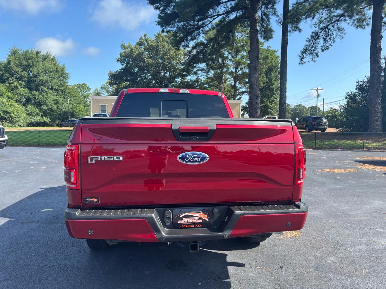 Ford F-150 2WD SuperCrew 145" XLT 2015