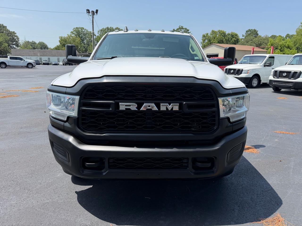 RAM 3500 Chassis Cab Tradesman 4WD Crew Cab 60" CA 172.4" WB 2020