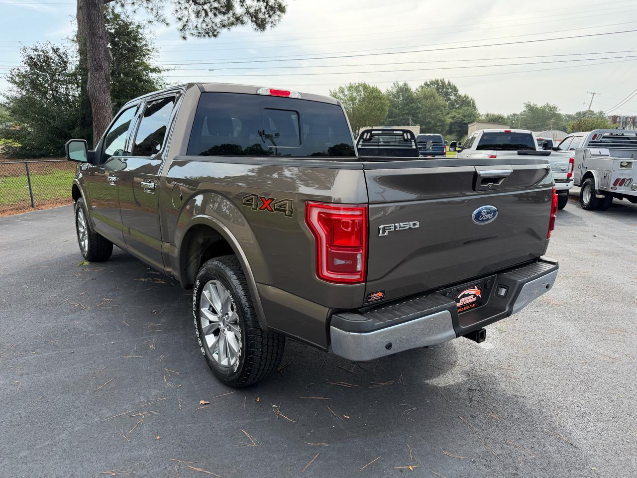 Ford F-150 4WD SuperCrew 145" Lariat 2016