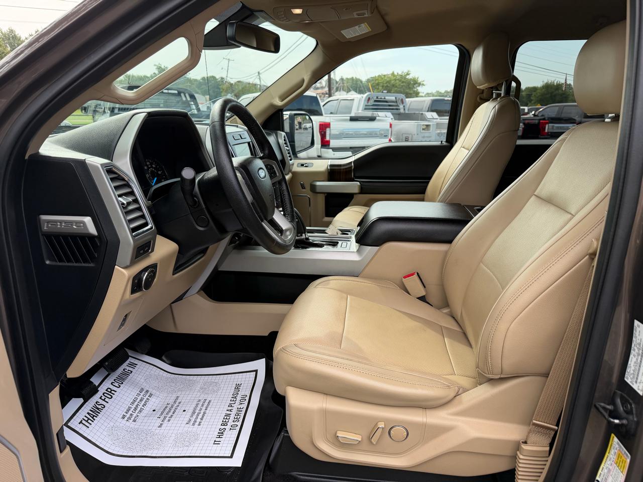 Ford F-150 4WD SuperCrew 145" Lariat 2016