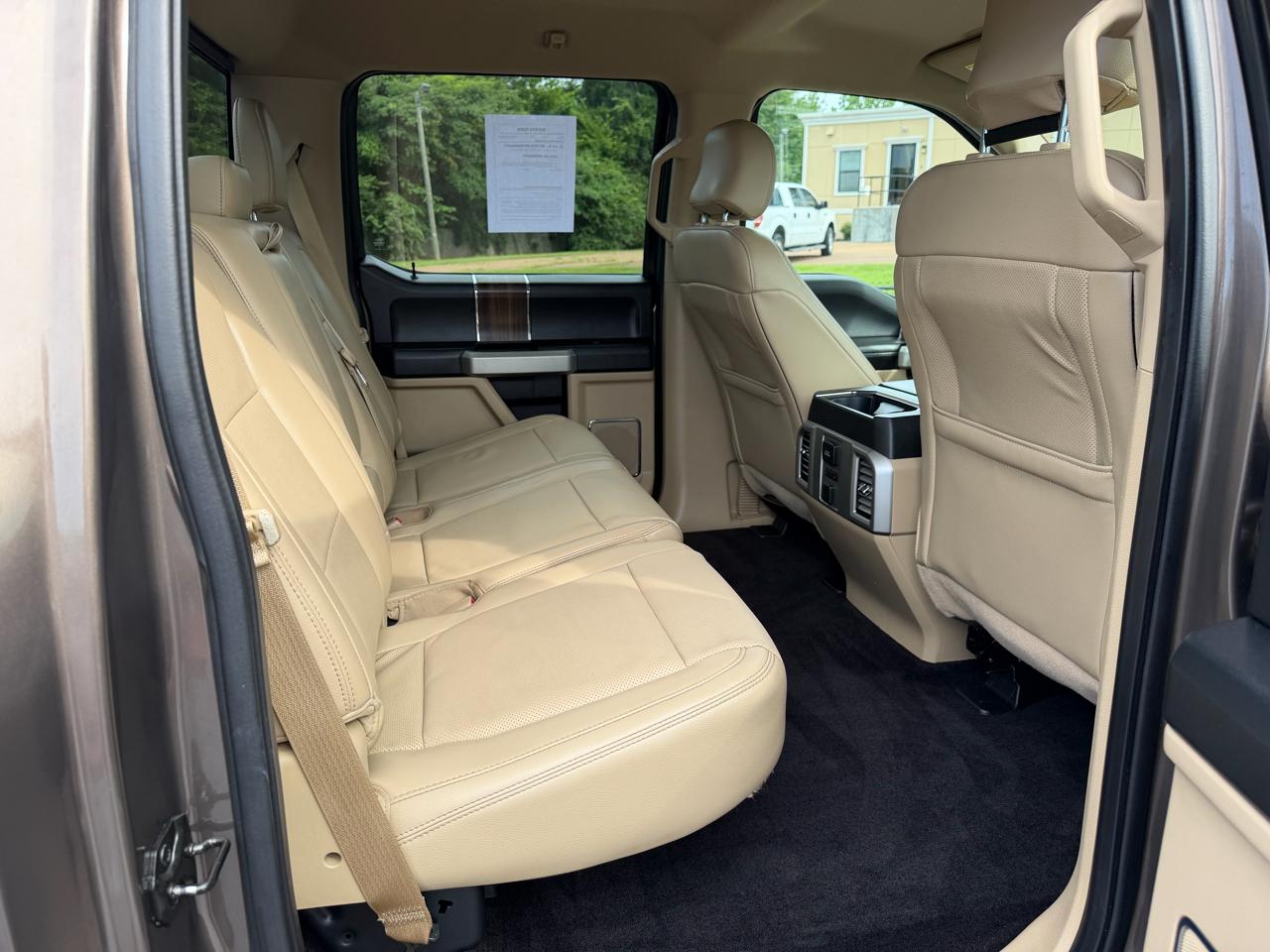 Ford F-150 4WD SuperCrew 145" Lariat 2016