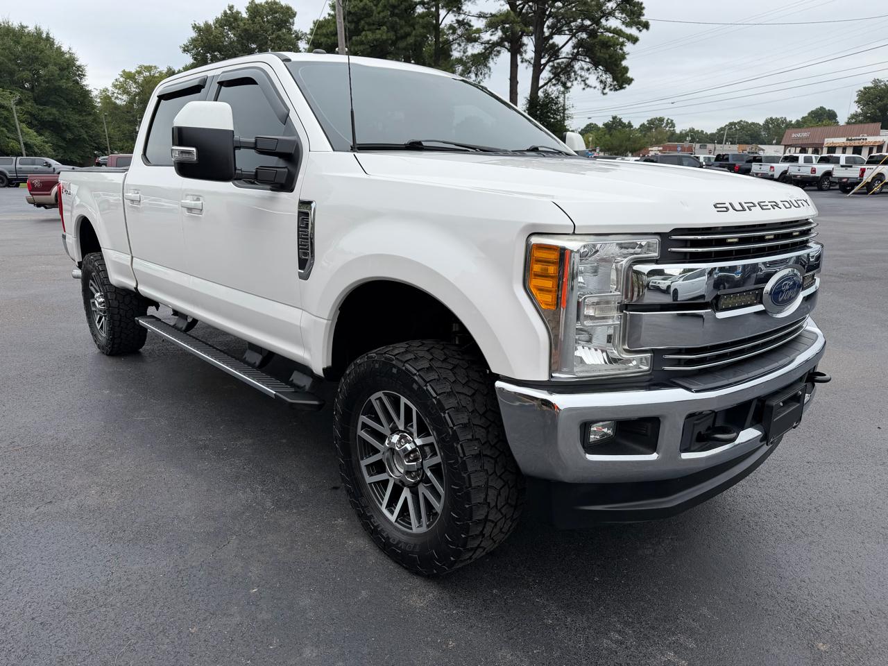 Ford Super Duty F-250 SRW Lariat 4WD Crew Cab 6.75' Box 2017