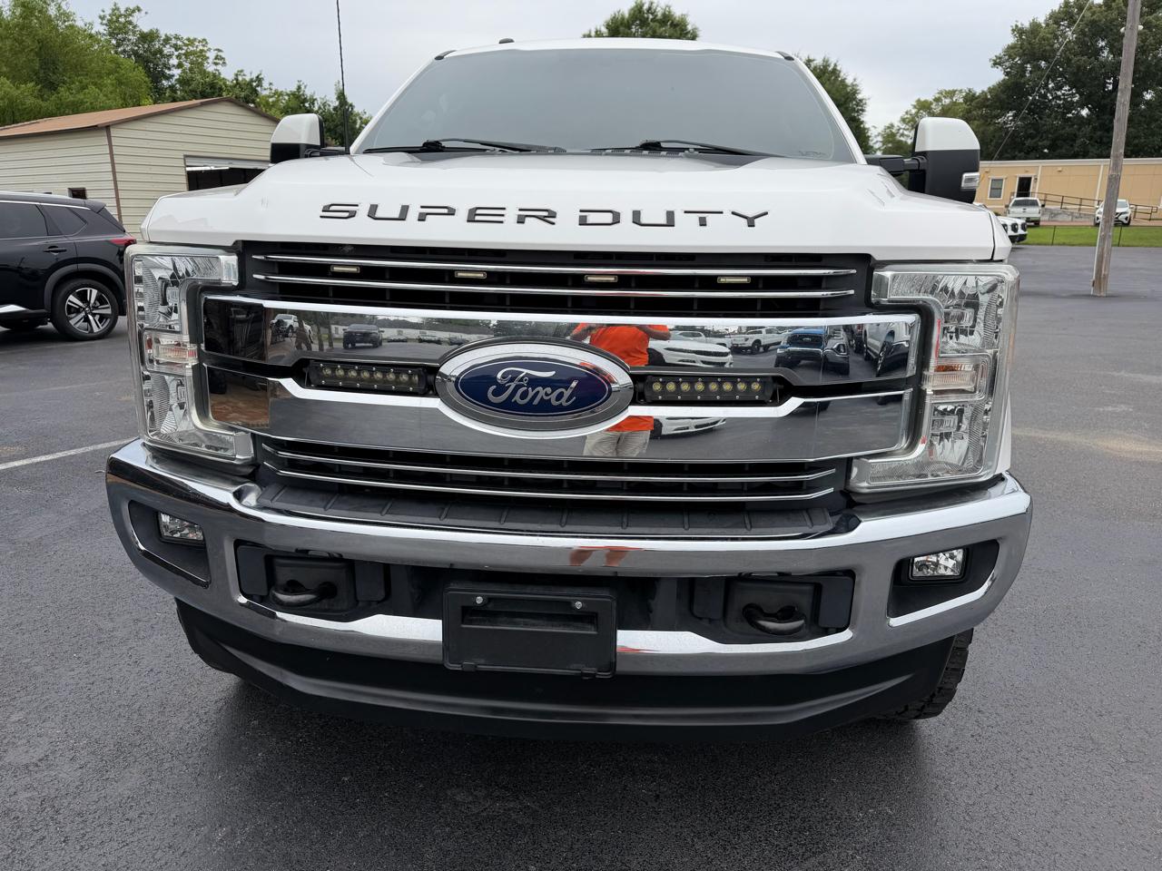 Ford Super Duty F-250 SRW Lariat 4WD Crew Cab 6.75' Box 2017