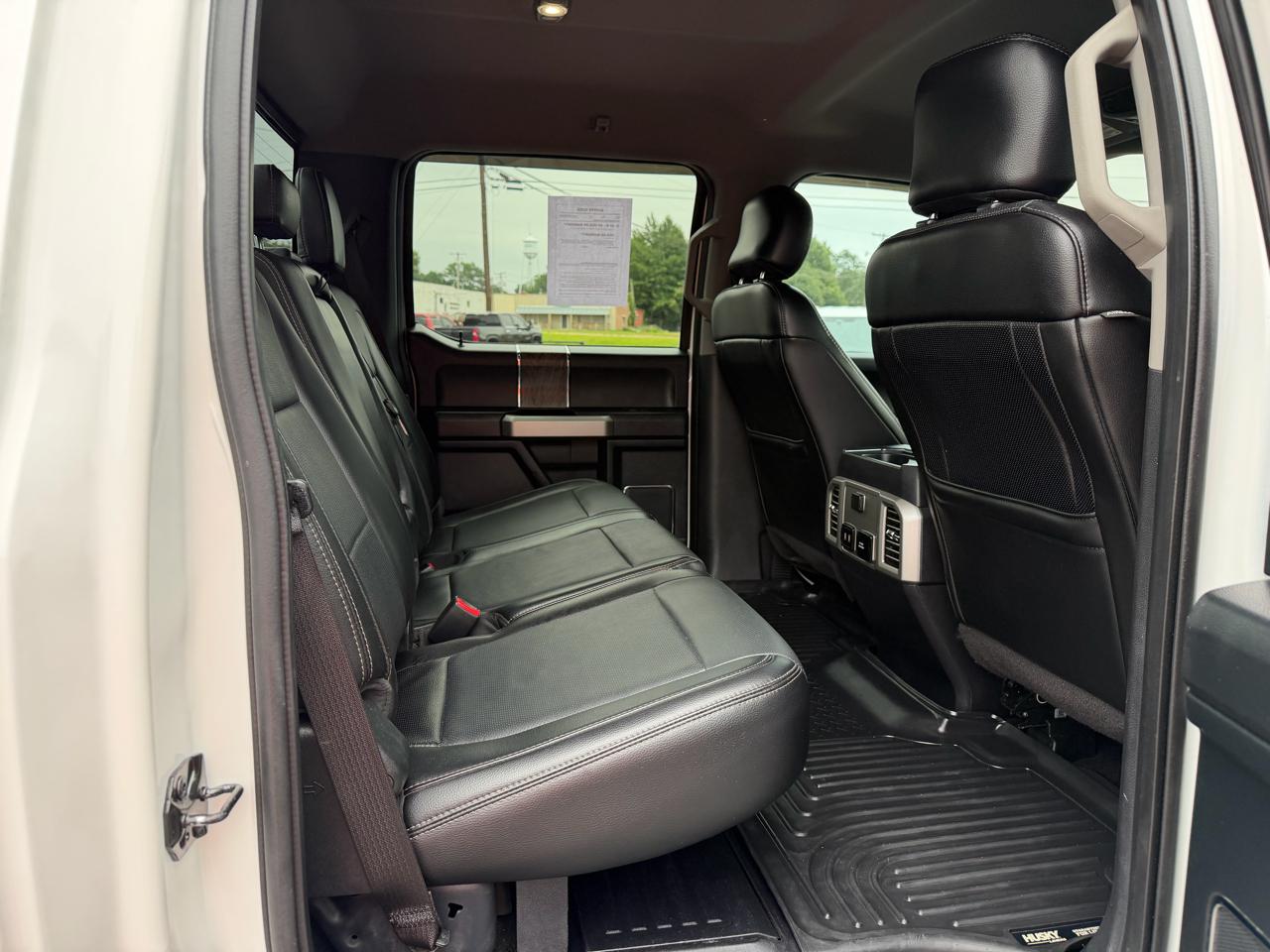 Ford Super Duty F-250 SRW Lariat 4WD Crew Cab 6.75' Box 2017
