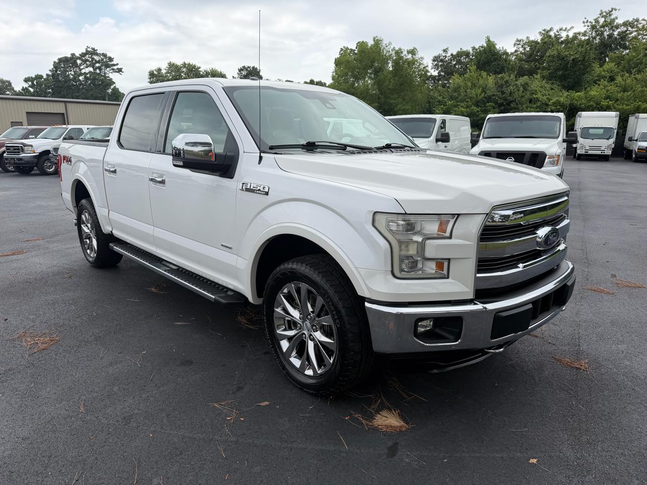 Ford F-150 4WD SuperCrew 145" Lariat 2015