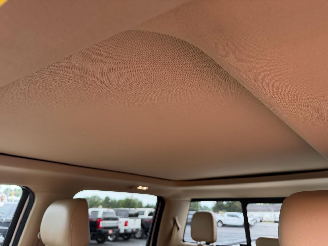Ford F-150 4WD SuperCrew 145" Lariat 2015