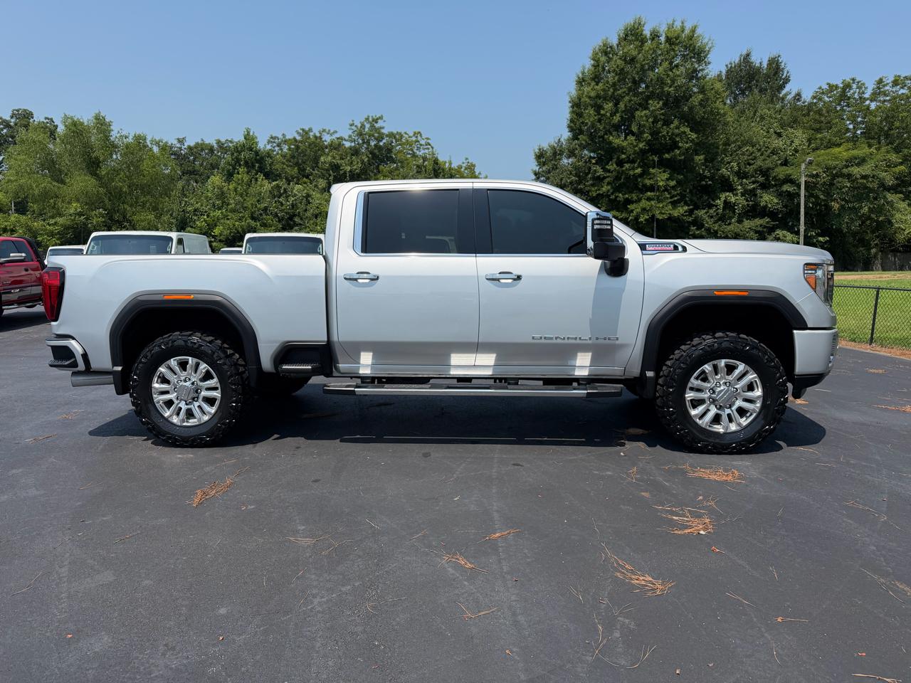 GMC Sierra 2500HD 4WD Crew Cab 159" Denali 2020