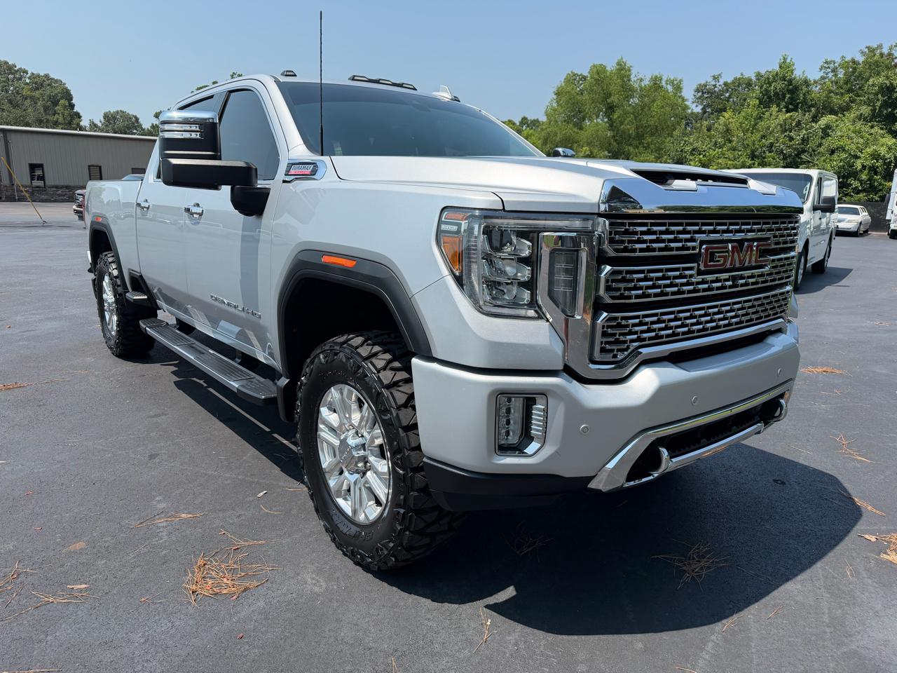 GMC Sierra 2500HD 4WD Crew Cab 159" Denali 2020