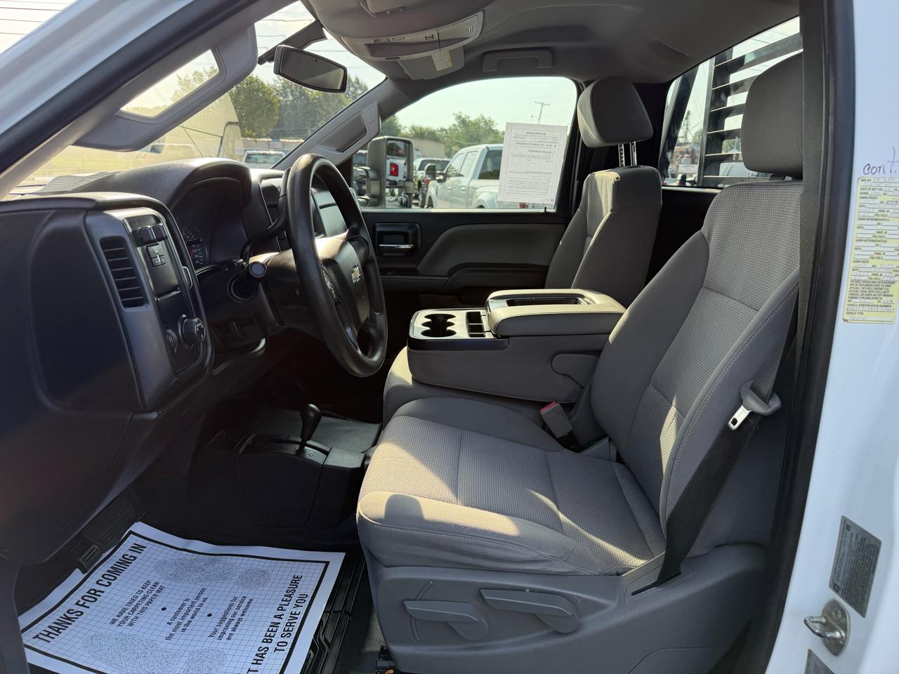 Chevrolet Silverado 3500HD 4WD Reg Cab 137.5" WB, 59.06" CA WT 2018