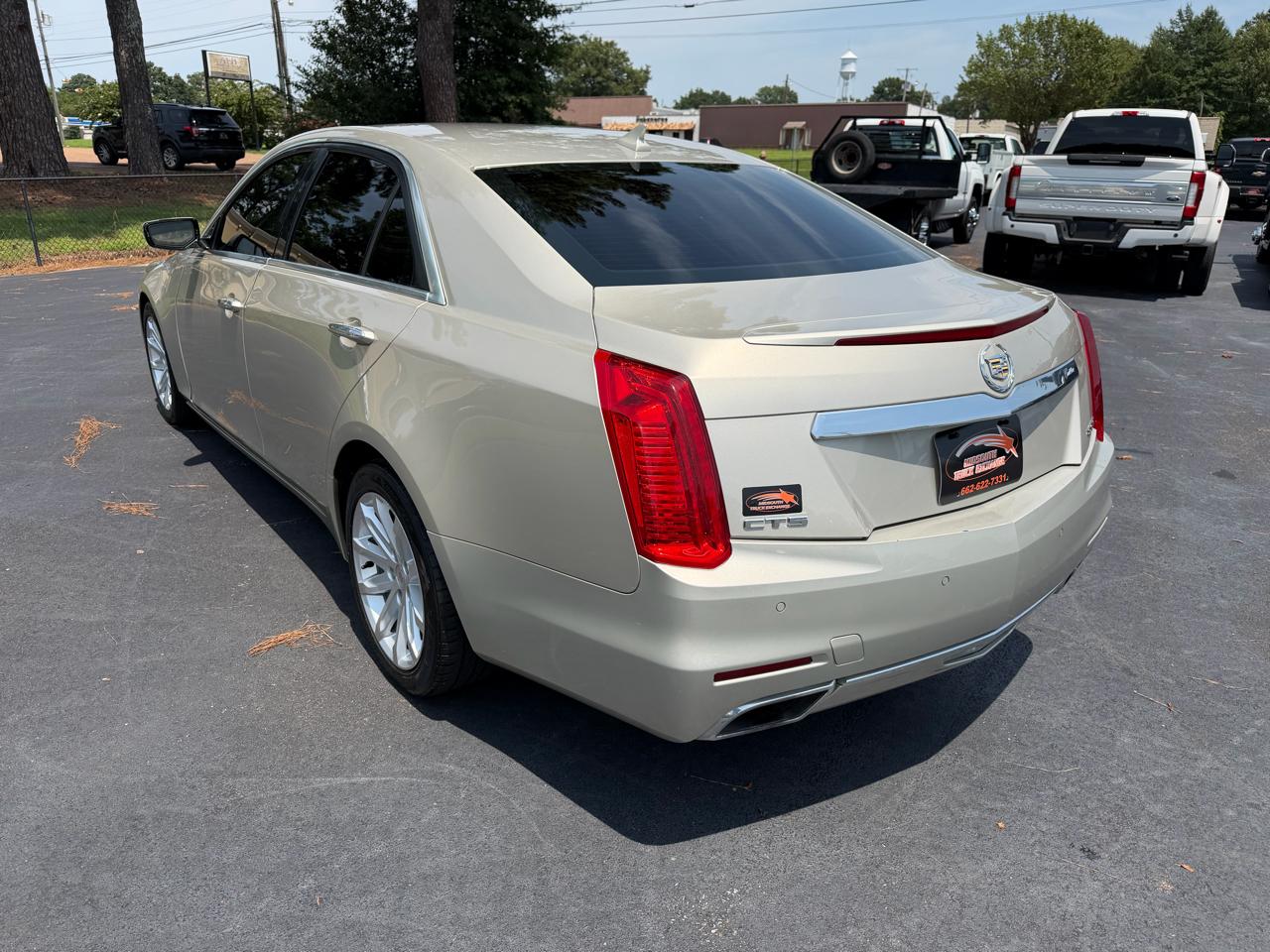 Cadillac CTS Sedan 4dr Sdn 2.0L Turbo Luxury RWD 2014