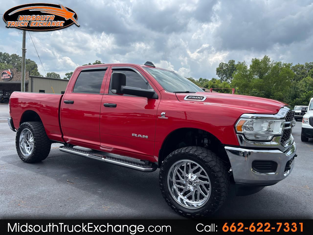 RAM 2500 Tradesman 4x4 Crew Cab 6'4" Box 2022