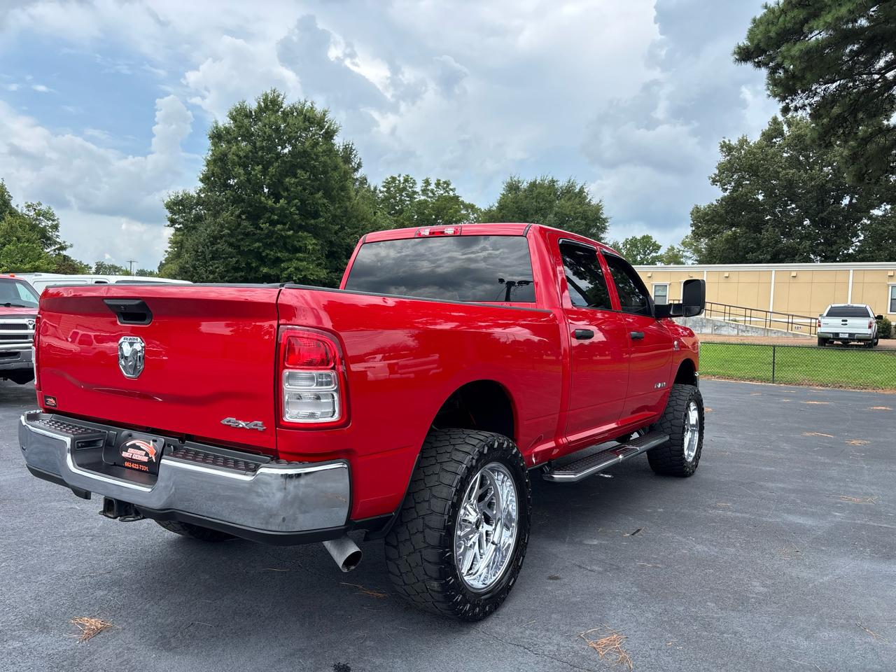 RAM 2500 Tradesman 4x4 Crew Cab 6'4" Box 2022