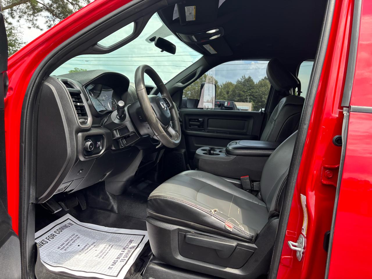 RAM 2500 Tradesman 4x4 Crew Cab 6'4" Box 2022