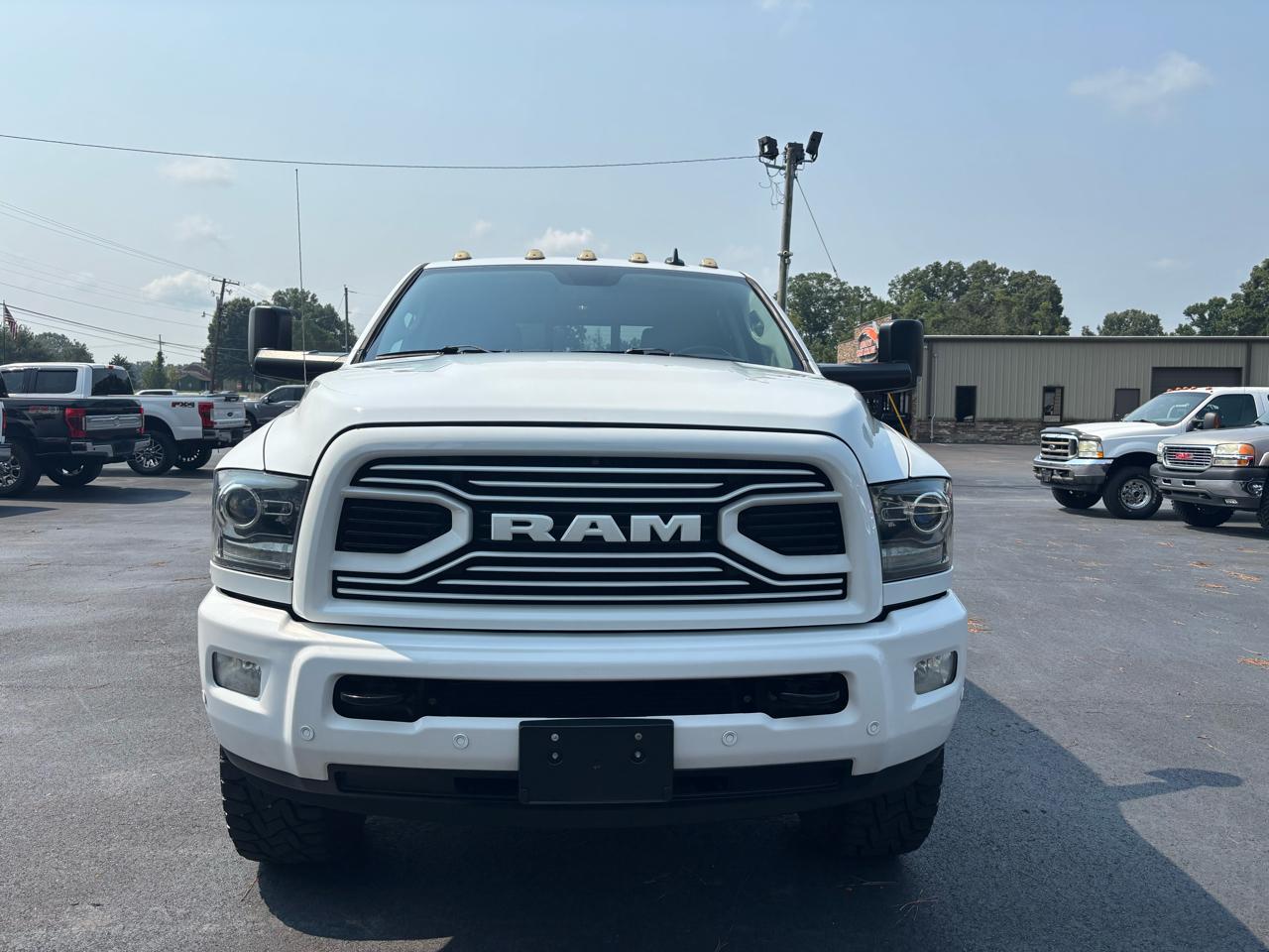 RAM 2500 Laramie 4x4 Crew Cab 6'4" Box 2018