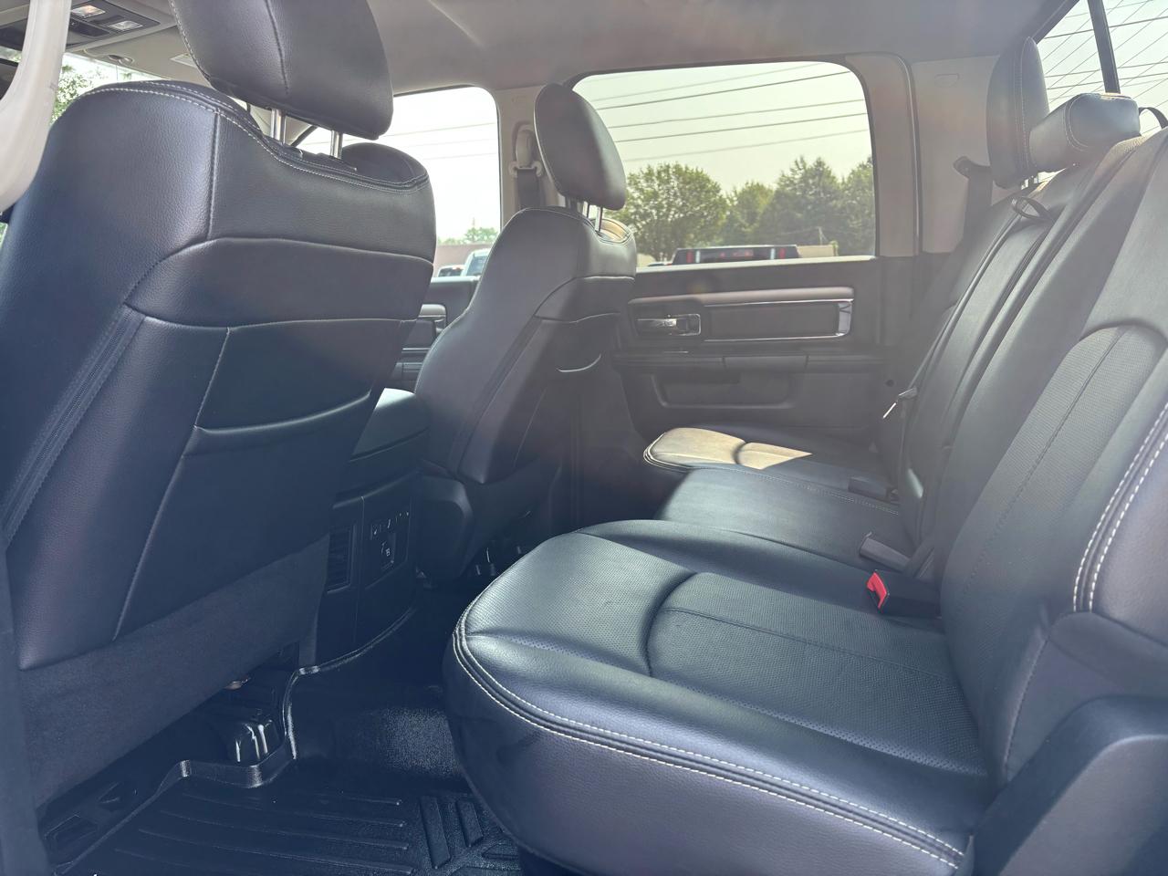 RAM 2500 Laramie 4x4 Crew Cab 6'4" Box 2018