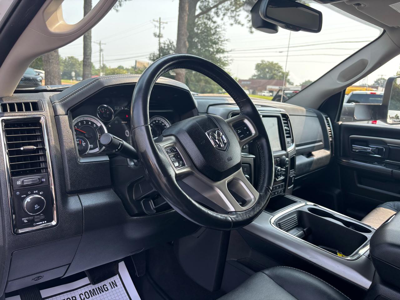 RAM 2500 Laramie 4x4 Crew Cab 6'4" Box 2018