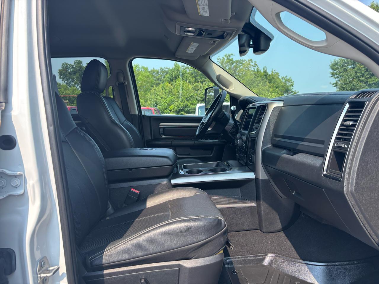RAM 2500 Laramie 4x4 Crew Cab 6'4" Box 2018