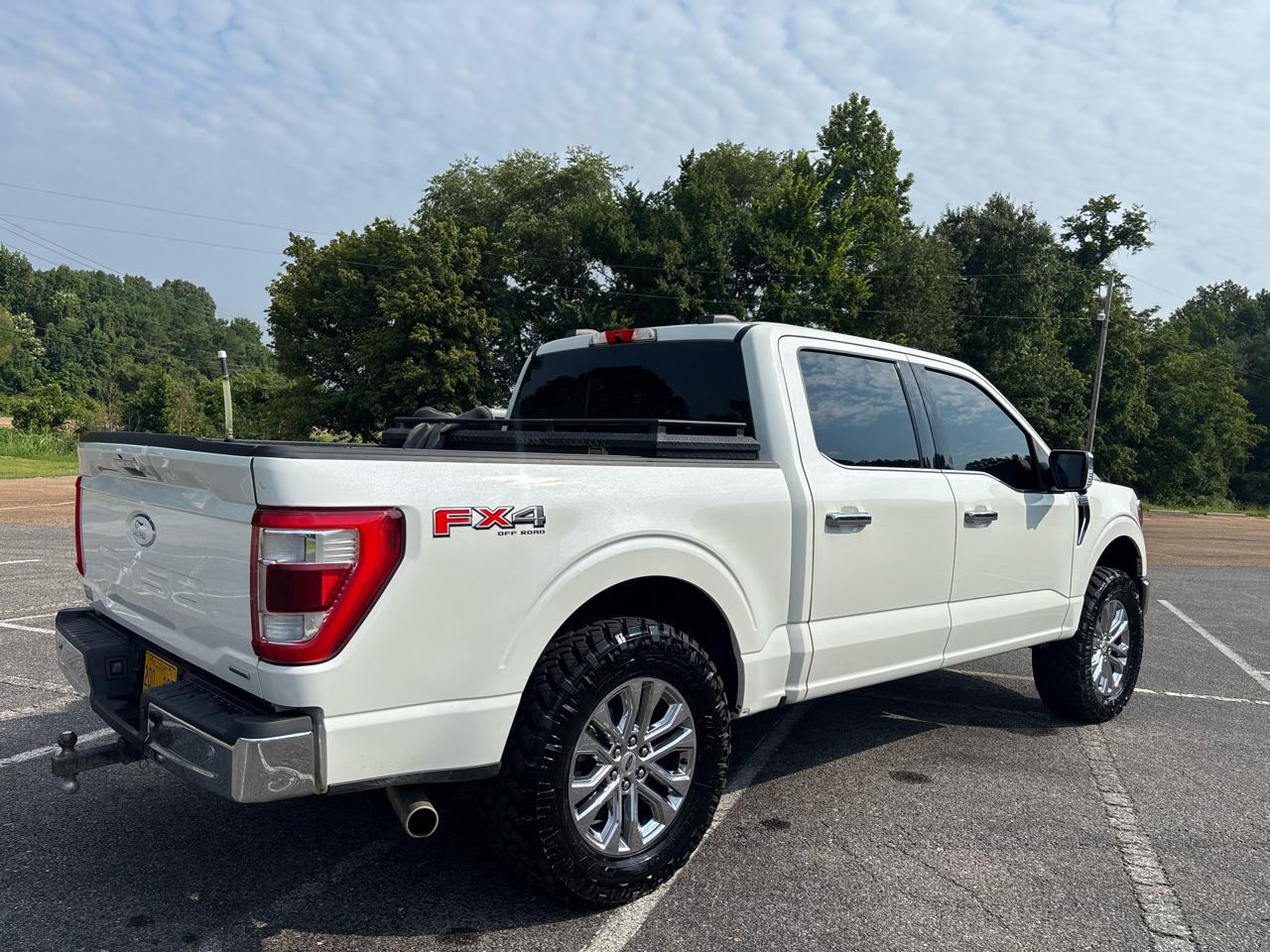 Ford F-150 Lariat 4WD SuperCrew 5.5' Box 2023