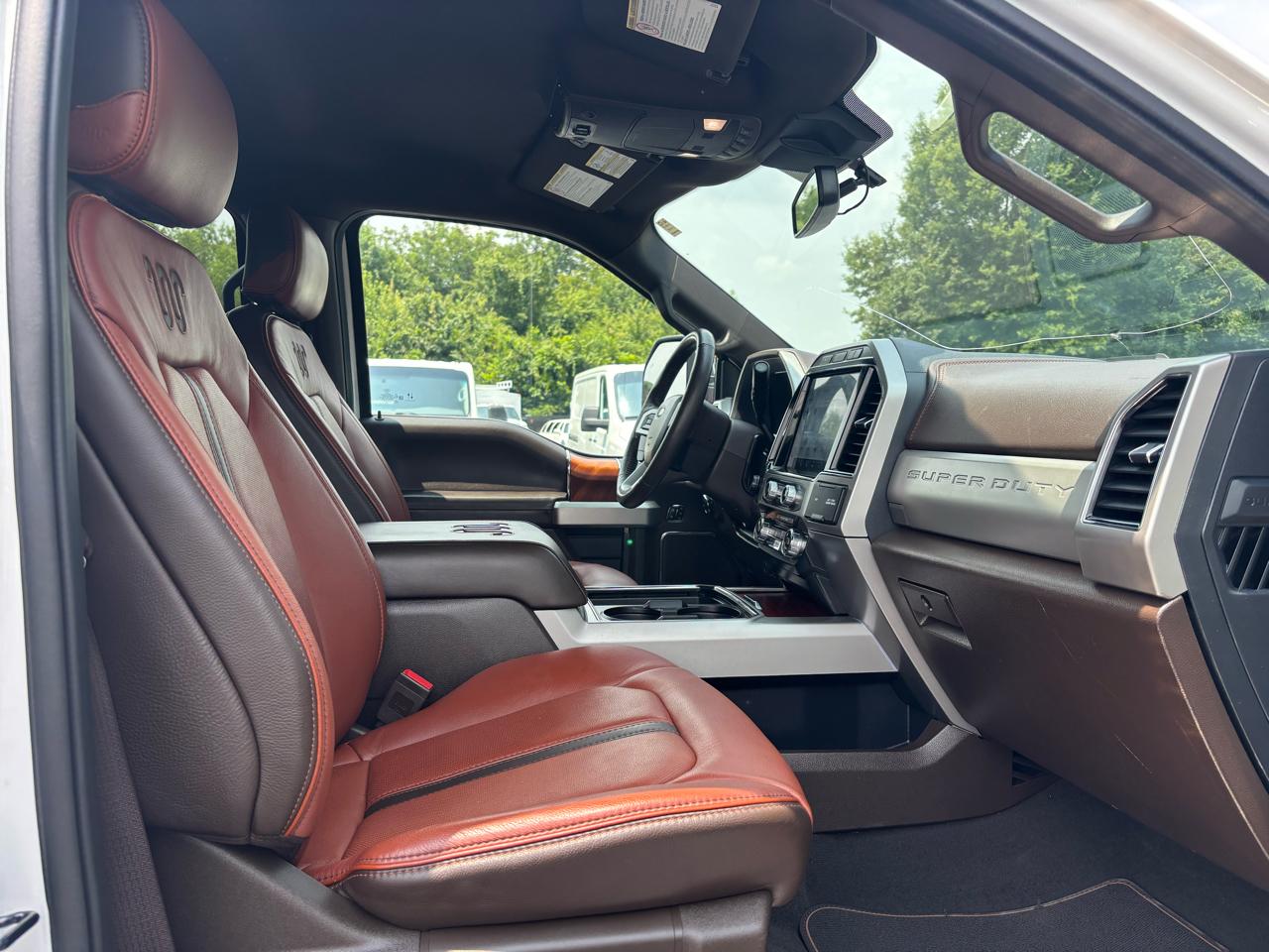 Ford Super Duty F-350 SRW King Ranch 4WD Crew Cab 8' Box 2022