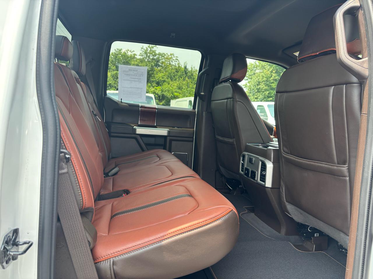 Ford Super Duty F-350 SRW King Ranch 4WD Crew Cab 8' Box 2022