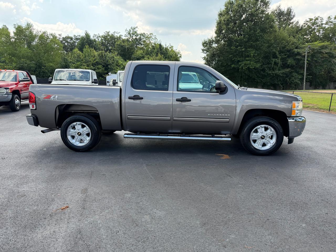 Chevrolet Silverado 1500 4WD Crew Cab 143.5" LT 2013