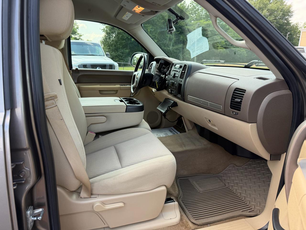 Chevrolet Silverado 1500 4WD Crew Cab 143.5" LT 2013