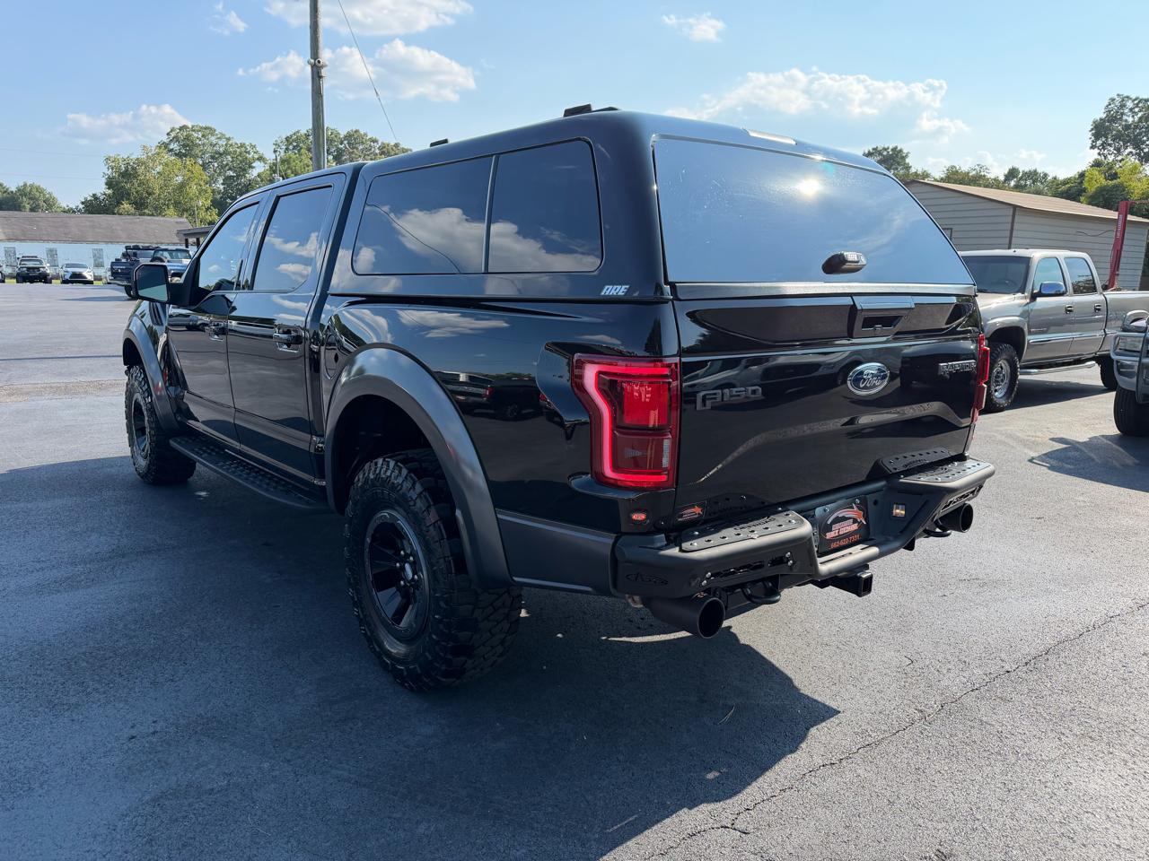 Ford F-150 Raptor 4WD SuperCrew 5.5' Box 2017
