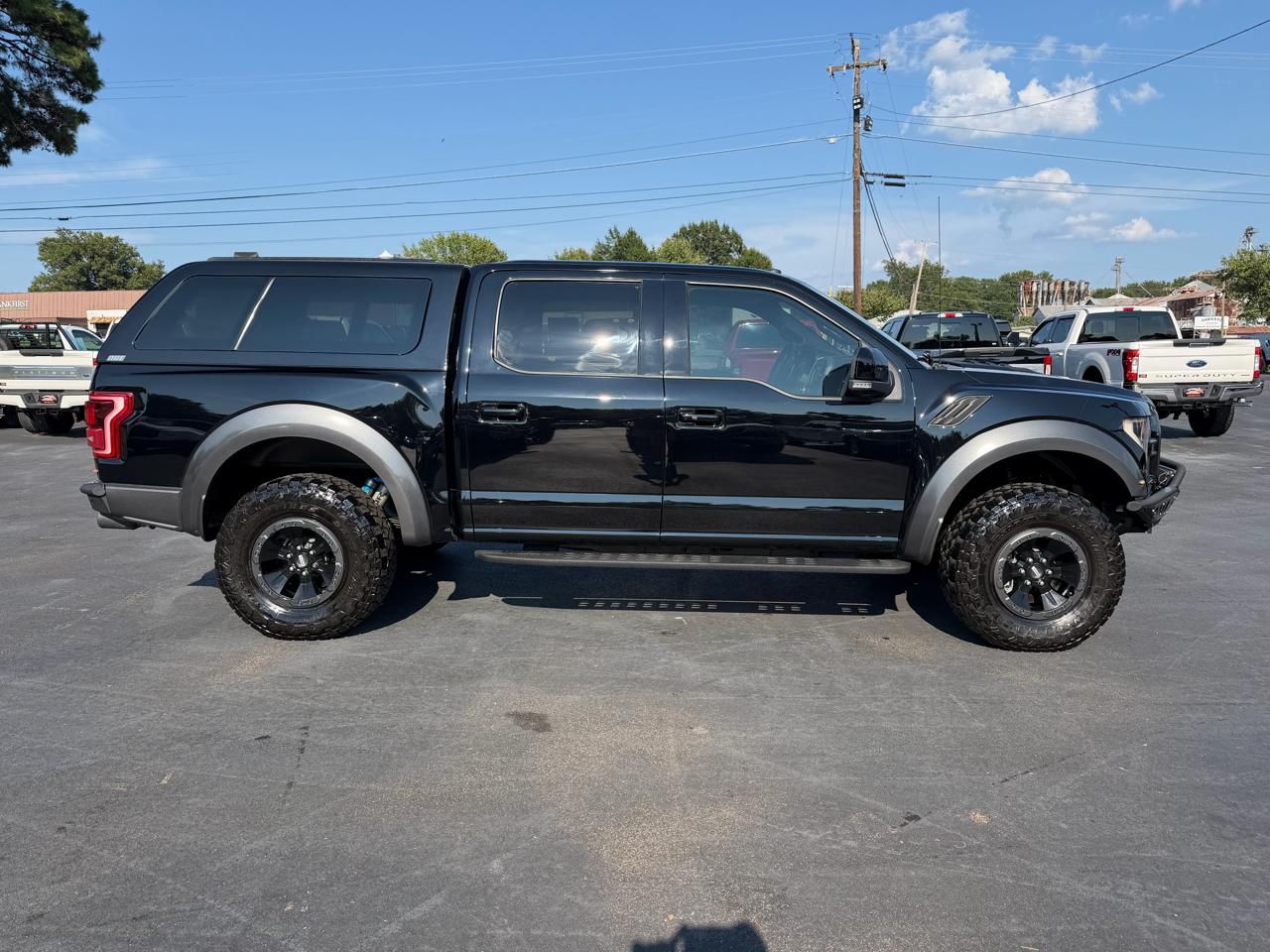 Ford F-150 Raptor 4WD SuperCrew 5.5' Box 2017