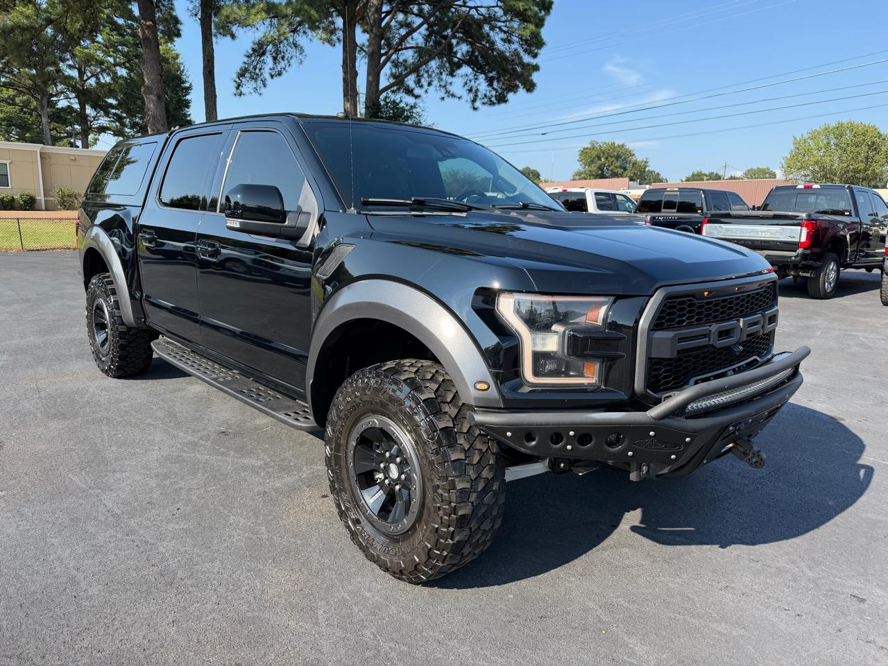 Ford F-150 Raptor 4WD SuperCrew 5.5' Box 2017