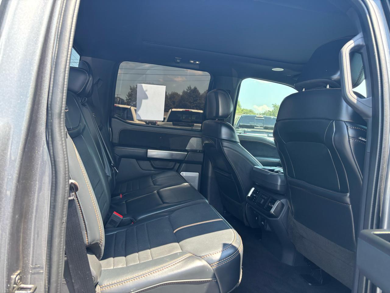 Ford F-150 Platinum 4WD SuperCrew 5.5' Box 2023