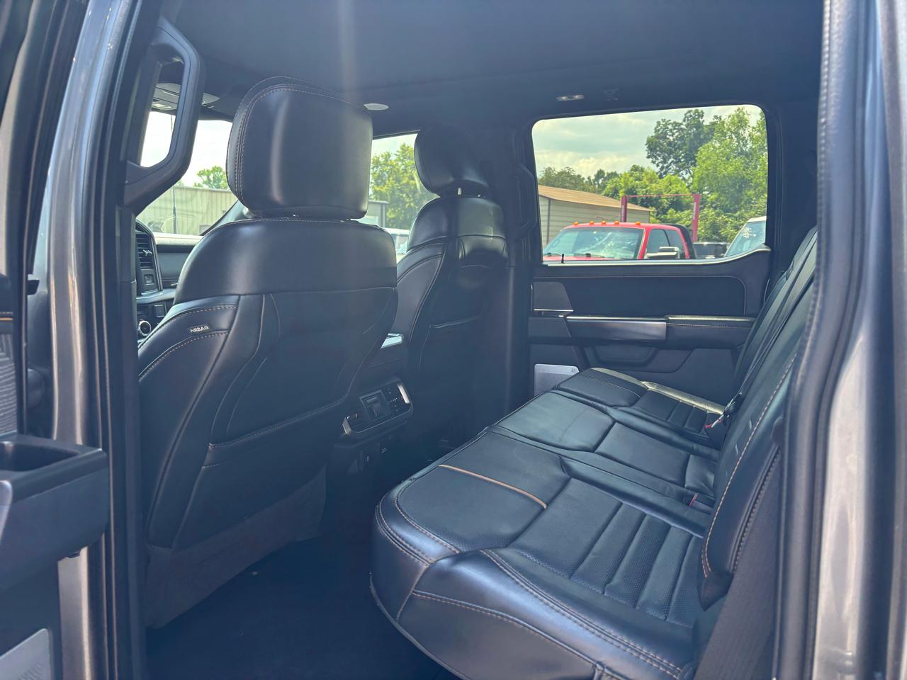 Ford F-150 Platinum 4WD SuperCrew 5.5' Box 2023