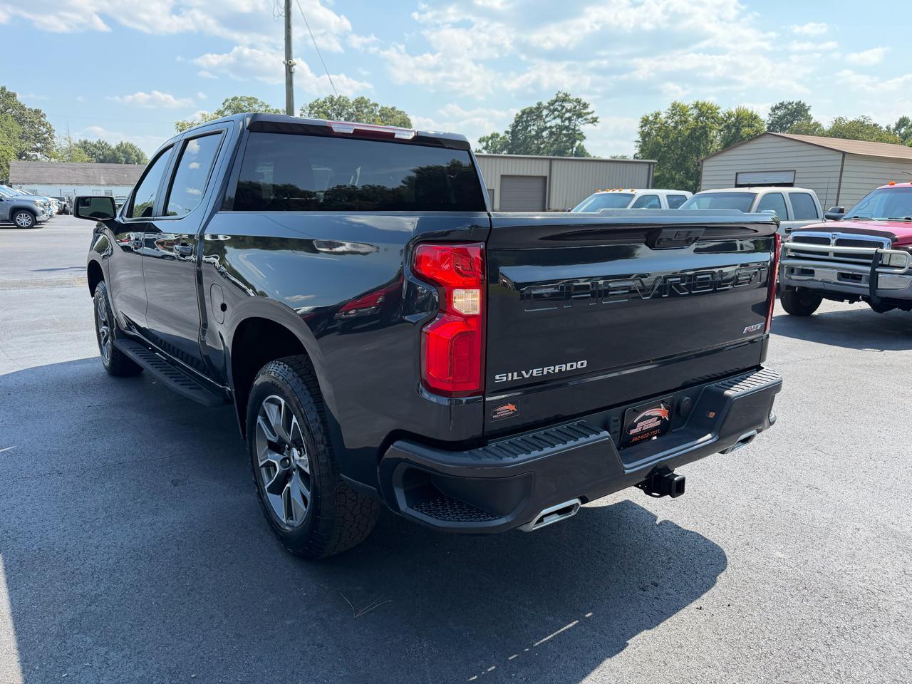Chevrolet Silverado 1500 4WD Crew Cab 147" RST 2023
