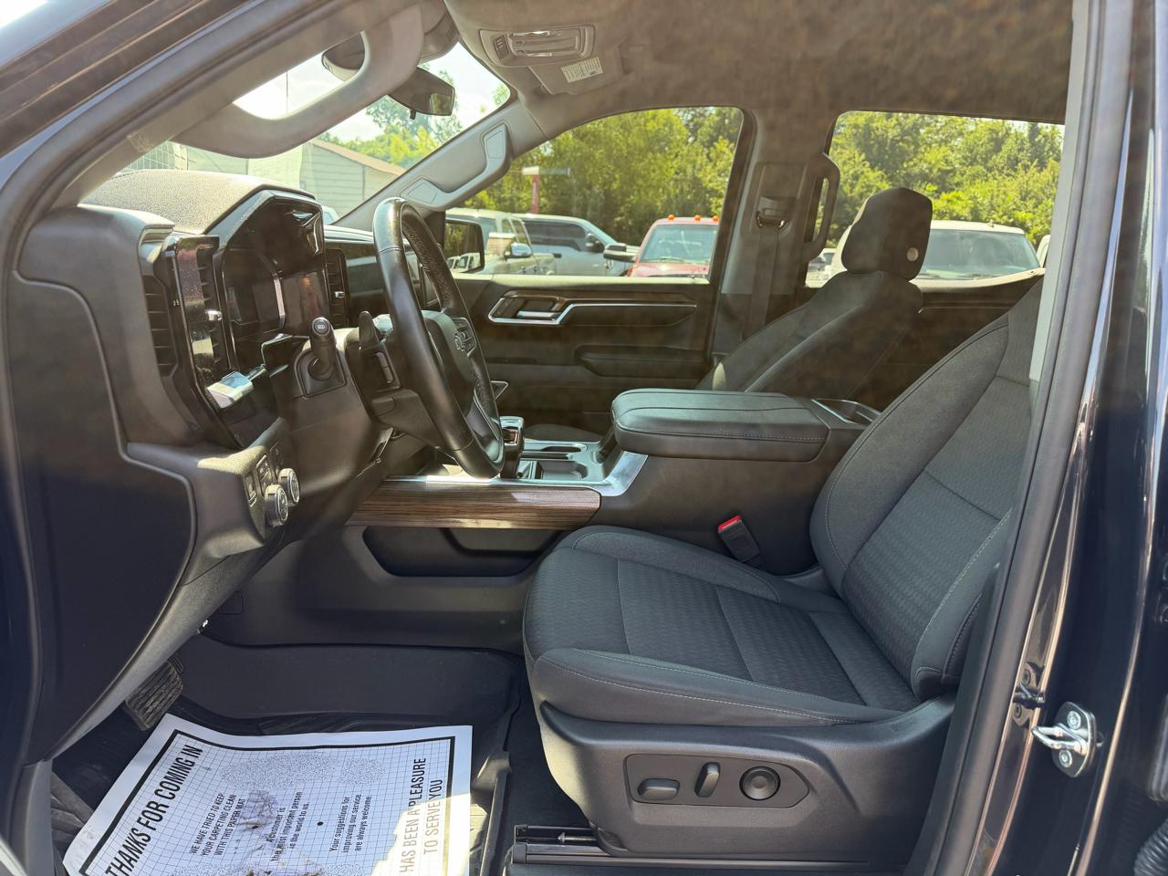 Chevrolet Silverado 1500 4WD Crew Cab 147" RST 2023