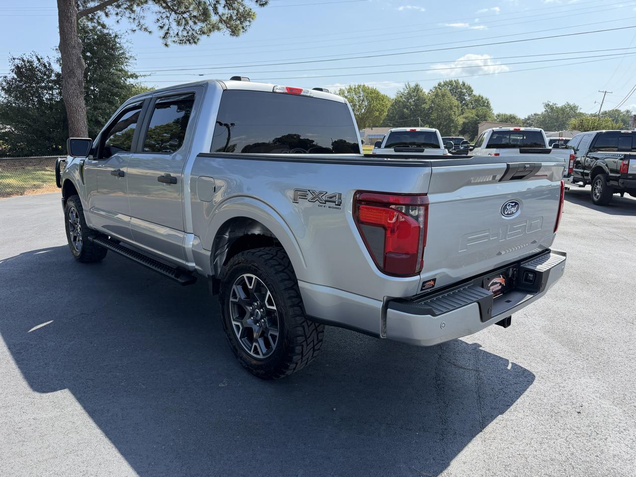 Ford F-150 STX 4WD SuperCrew 5.5' Box 2024