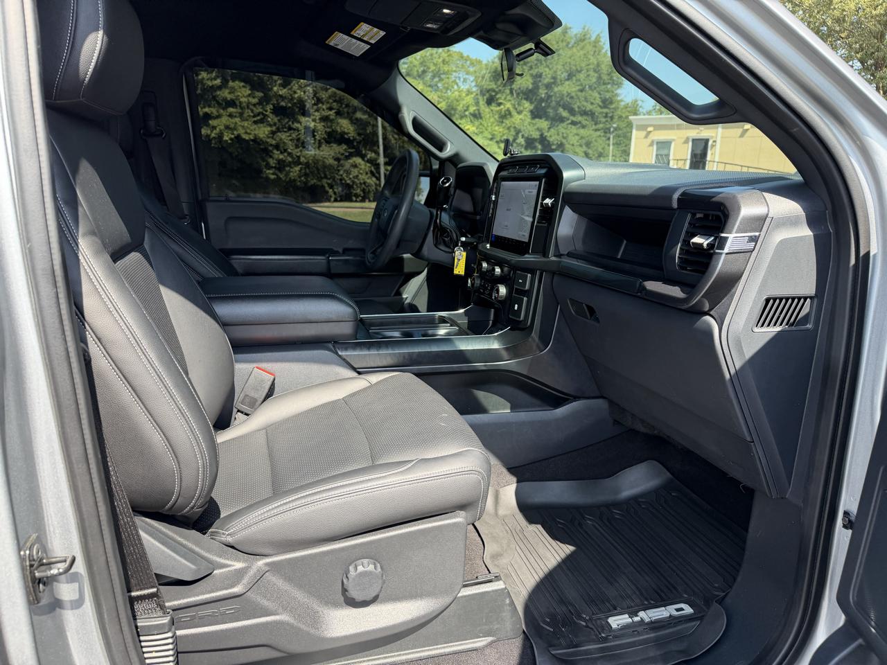 Ford F-150 STX 4WD SuperCrew 5.5' Box 2024