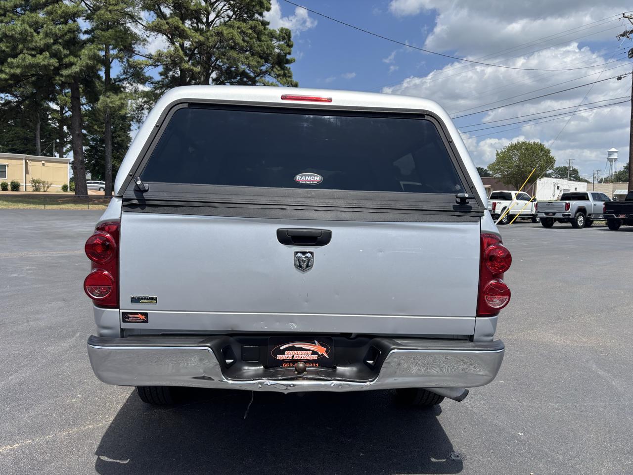 Dodge Ram 1500 2WD Quad Cab 140.5" ST 2008
