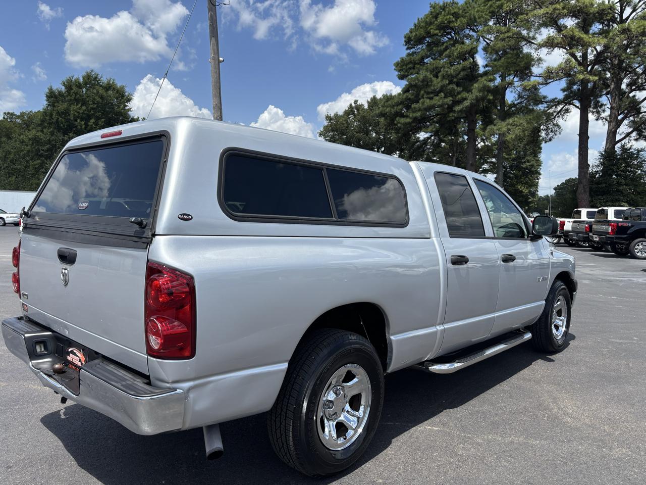 Dodge Ram 1500 2WD Quad Cab 140.5" ST 2008