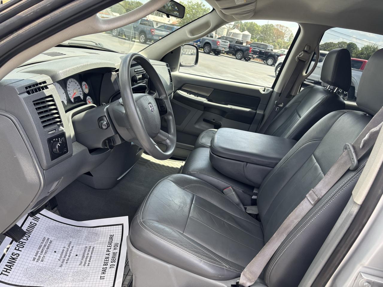 Dodge Ram 1500 2WD Quad Cab 140.5" ST 2008