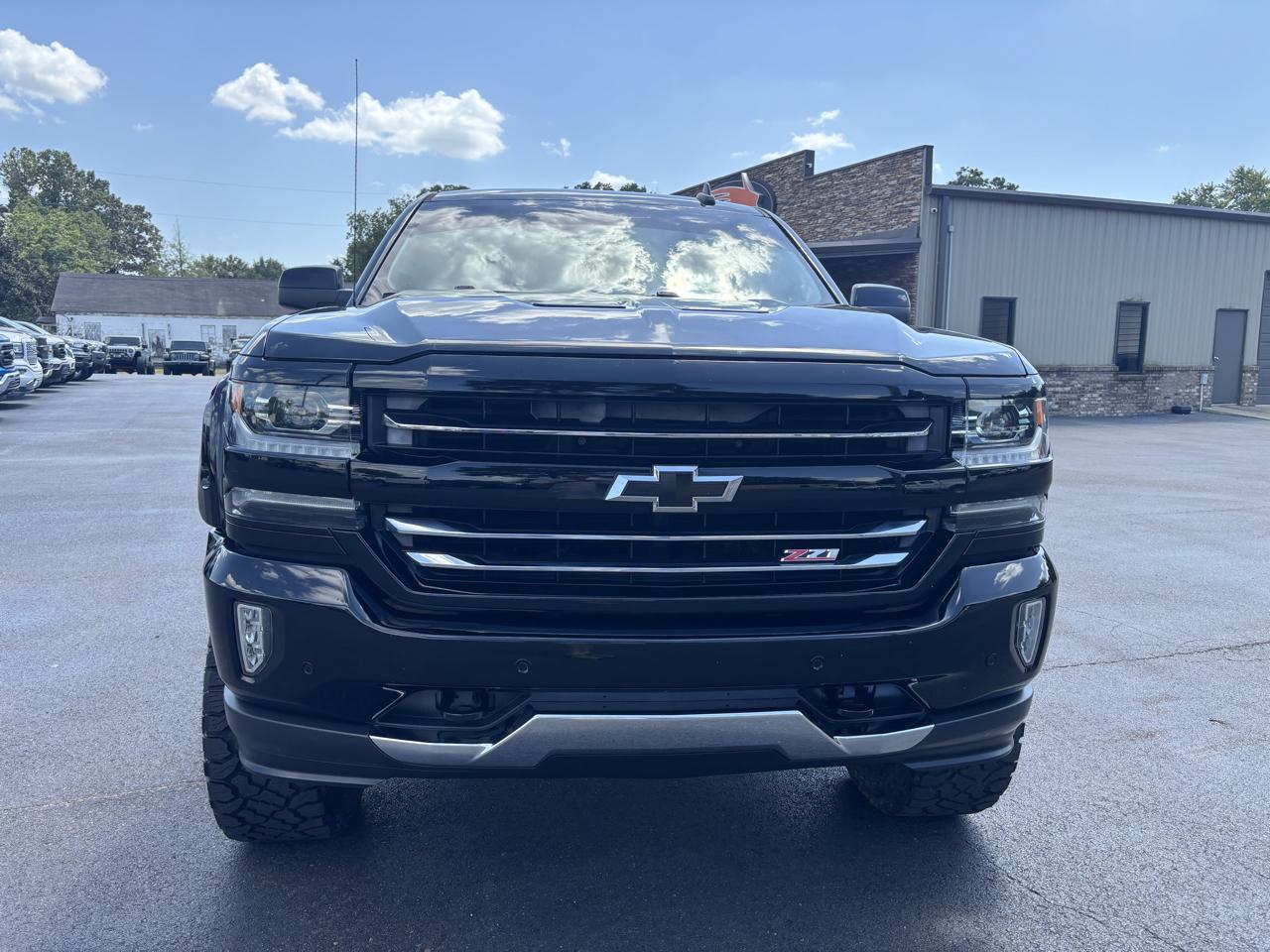 Chevrolet Silverado 1500 4WD Crew Cab 143.5" LTZ w/2LZ 2017