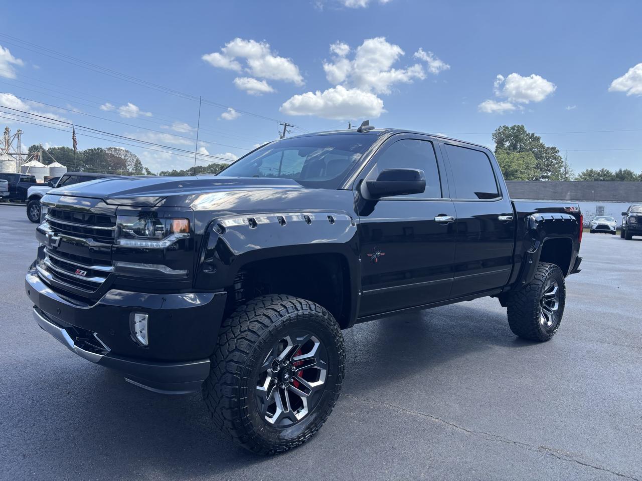 Chevrolet Silverado 1500 4WD Crew Cab 143.5" LTZ w/2LZ 2017